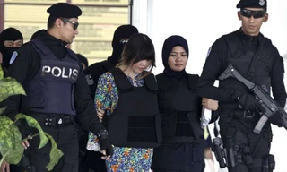 Đoàn Thị Hương xuất hiện tại tòa hôm qua, 30/11. Ảnh: AP