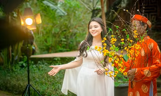 Sao mai Thụy Miên đem giấc mơ thời nghèo khó vào MV Tết