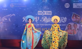 89 thí sinh dự 'Học sinh, sinh viên thanh lịch' TP Cần Thơ