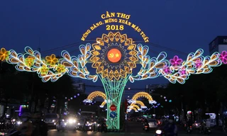 Cận cảnh cổng chào ở Cần Thơ gây xôn xao