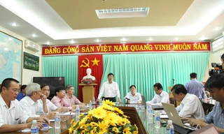 Phó Tổng cục trưởng Tổng cục Đường bộ Việt Nam Nguyễn Mạnh Thắng làm việc với Sở GTVT Tiền Giang sáng 14/8.