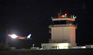 Đài không lưuu sân bay Sea-Tac. Ảnh: AP