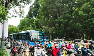 Cửa ngõ Sài Gòn kẹt xe kinh hoàng hơn nửa ngày