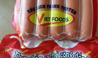 Một trong những mẫu xúc xích có chứa chất ngoài doanh mục Sodium nitrate 521