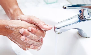 Phát động chiến dịch 'Hành trình 10 triệu bàn tay sạch'