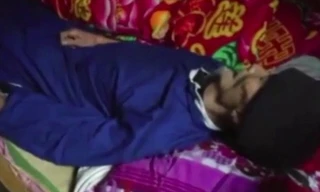 Ông Huang bị ung thư đã lâu. Sáng 8/1 ông bất ngờ ngừng thở khiến con cái tưởng rằng ông đã qua đời.