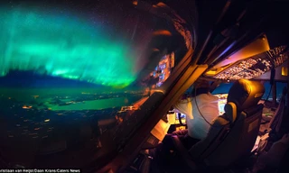 Loạt ảnh khó tin về bầu trời chụp từ buồng lái máy bay 