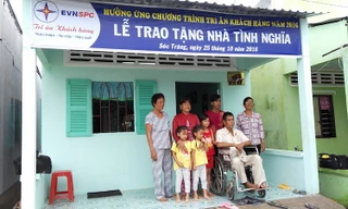 Tặng nhà tình nghĩa cho gia đình ông Cao Dách