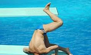 Những cú ngã kinh hoàng trong thể thao