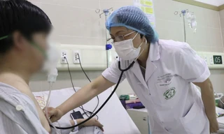 Bệnh nhân T đang được điều trị tại BV Bạch Mai