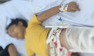 Nạn nhân trong vụ tai nạn thảm khốc tại Hòa Bình đang được chăm sóc và điều trị tại BV Việt - Đức