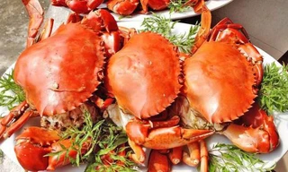 Hải sản, thức ăn giàu đạm là thực phẩm 'đại kỵ' với người bị bệnh gout. Ảnh minh họa: Internet