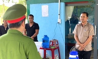 Bắt phó giám đốc liên quan vụ chỉ đạo nhân viên khai thác vượt hơn 16.000m³ cát