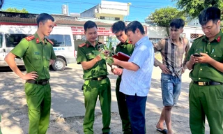 Phát hiện 40kg củ, lá giống sâm Ngọc Linh vô chủ ở bến xe