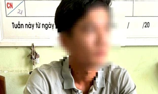 Gọi video khỏa thân với bạn trai quen qua mạng, cô gái trẻ bị tống tiền