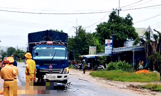 Xe tải tông hai bà cháu tử vong trên Quốc lộ 25