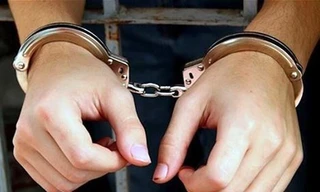 Cựu thẩm phán bị bắt quả tang vì tàng trữ ma tuý