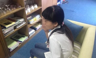 Chị Đào Thị Hồng Kh. chia sẻ câu chuyện xúc động của mình.