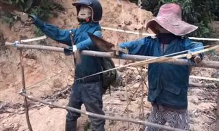 Hình nhân người H’re dựng lên đợt dịch trước để xua đuổi “con ma” COVID ở Sơn Nham, huyện Sơn Hà, Quảng Ngãi
