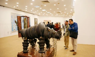 Một góc Triển lãm Mỹ thuật Việt Nam 2020.