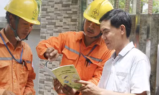 Cần kiểm tra xem có tình trạng lợi dụng việc tăng giá điện để tính khống lên không, TS Bùi Đức Thụ nêu vấn đề