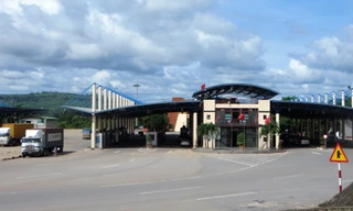 Cửa khẩu Quốc tế Lao Bảo vắng vẻ Ảnh: H.T 