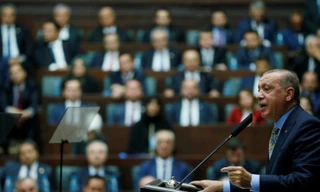 Tổng thống Thổ Nhĩ Kỳ Erdogan phát biểu trước Quốc hội ngày 23/10 Ảnh: Reuters