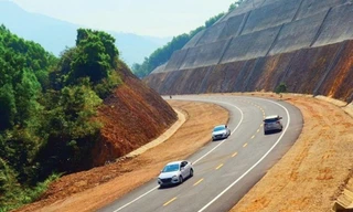 Chủ tịch Quốc hội Nguyễn Thị Kim Ngân phát biểu tại phiên họp Ảnh: QH 