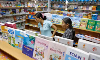 Ngày 20/9, Bộ GD&ĐT chính thức kiểm tra NXBGDVN liên quan tới vấn đề độc quyền SGK Ảnh: Hồng Vĩnh