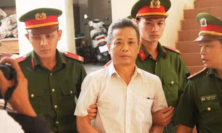 Cựu Bí thư Bến Cát Nguyễn Hồng Khanh tại tòa