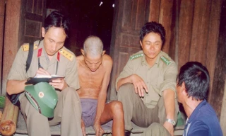 Tác giả trong những lần đi tác nghiệp