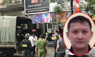 Cảnh sát khám xét trụ sở Công ty Nhật Cường tại phố Lý Quốc Sư, Hoàn Kiếm, Hà Nội 