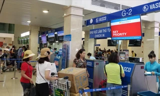 Chưa tính số đường dây nóng các địa phương, riêng các cơ quan trung ương đã có tới 17 số điện thoại đường dây nóng tiếp nhận thông tin về giao thông đi lại Ảnh minh họa: Phạm Thanh