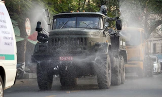 Hải Phòng phun khử khuẩn phòng chống COVID-19 