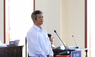 Nguyễn Minh Chuyển, nguyên Giám đốc VCB Tây Đô. 