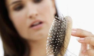 Ngăn ngừa tóc rụng mùa thu