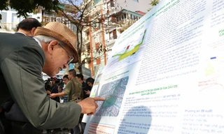 Người dân Hà Nội bắt đầu góp ý kiến ga tàu điện ngầm đặt cạnh Hồ Gươm