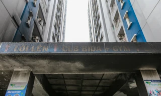 Một góc chung cư Carina sau vụ hỏa hoạn ngày 23/3.