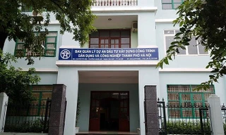 Riêng 5 ban quản lý thuộc thành phố có gần 1000 cán bộ