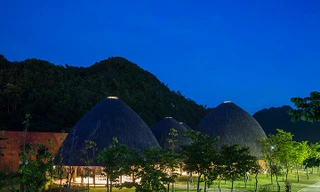 Nhà hàng Việt hình chiếc giỏ tre được báo nước ngoài ca ngợi