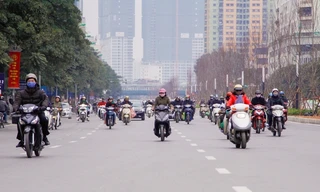 Đường Nguyễn Chí Thanh (Hà Nội), con đường từng được mệnh danh là con đường đẹp nhất Việt Nam một thời đã được thay đổi "diện mạo" với 10 làn xe.