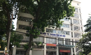 Các trụ sở của Sở ngành Hà Nội đều nằm ở vị trí đắc địa có giá trị địa tô rất cao (Ảnh Tú Anh)