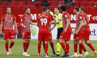 Trọng tài sửa sai, trận đấu ở La Liga kết thúc có 1 không 2