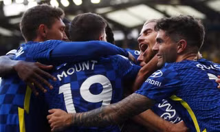Hậu vệ thay nhau ghi bàn, Chelsea khởi đầu mỹ mãn tại Ngoại hạng Anh 2021/22
