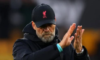 Liverpool thảm bại trước Wolves, Jurgen Klopp muối mặt xin lỗi