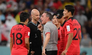 Vượt mặt Gerrard, cựu HLV tuyển Hàn Quốc dẫn dắt tuyển Ba Lan