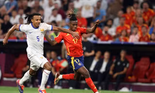 Bóng đá Tây Ban Nha lục đục trước chung kết EURO 2024 vì Nico Williams