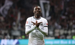 Pháp gạt sao MU, triệu tập chân sút lạ thay thế Nkunku