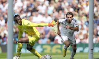 Thủ môn Mendy báo hại, Chelsea thảm bại trước Leeds