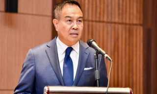 Bóng đá Thái Lan sa lầy khủng hoảng, chủ tịch FAT đổ lỗi cho tất cả